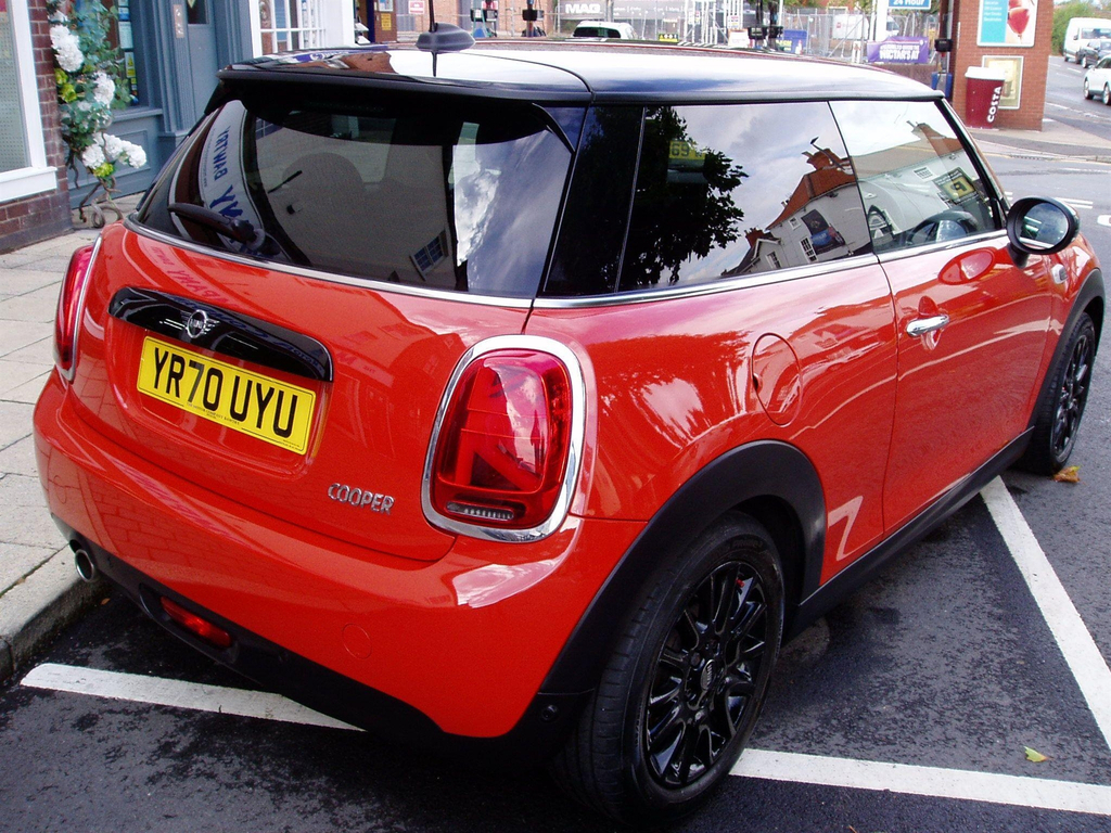 Mini Hatch 1.5 Cooper Classic Euro 6 Ss #2