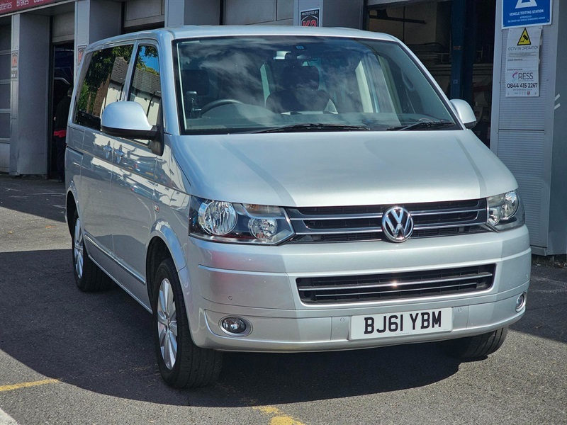Volkswagen Caravelle 2.0 Tdi Executive Mpv Dsg Euro 5 140 P Silver