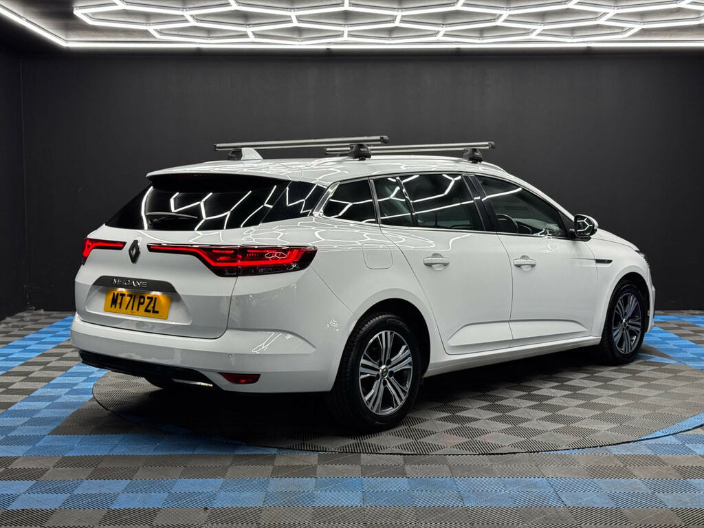 Renault Megane 1.5 Blue Dci Iconic Sport Tourer Euro 6 Ss White #5