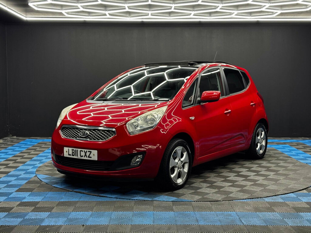 Kia Venga 1.4 Crdi Ecodynamics 3 Euro 5 Ss Red #3
