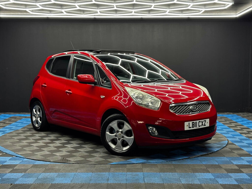Kia Venga 1.4 Crdi Ecodynamics 3 Euro 5 Ss Red