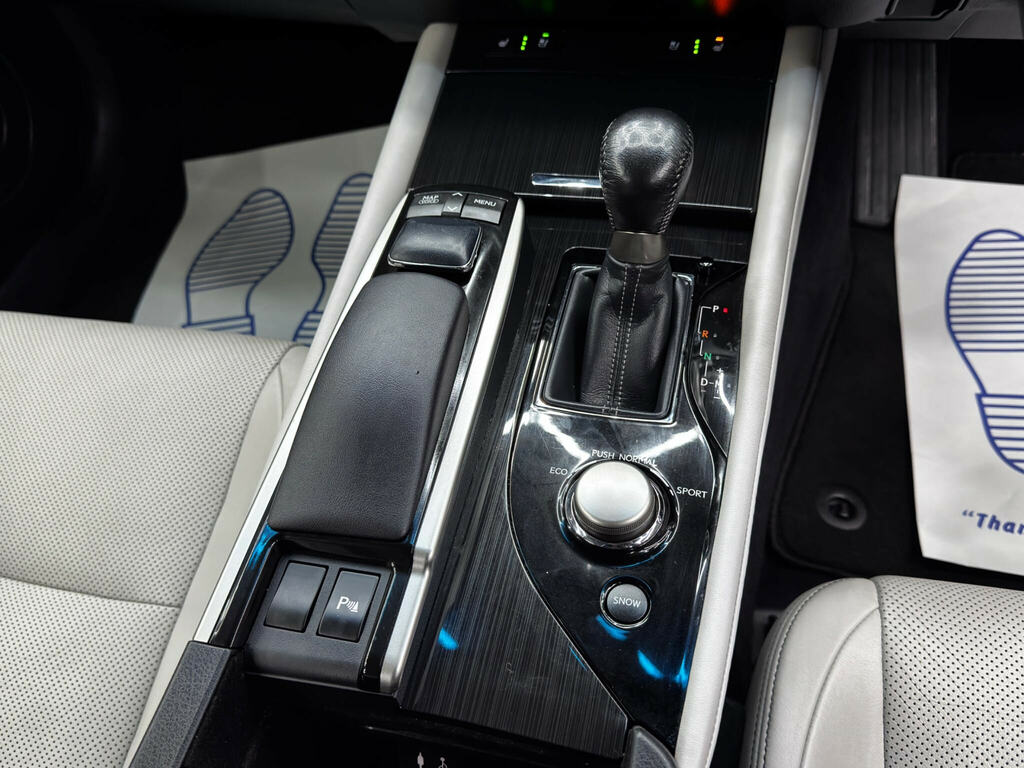 Lexus GS Se Grey #25