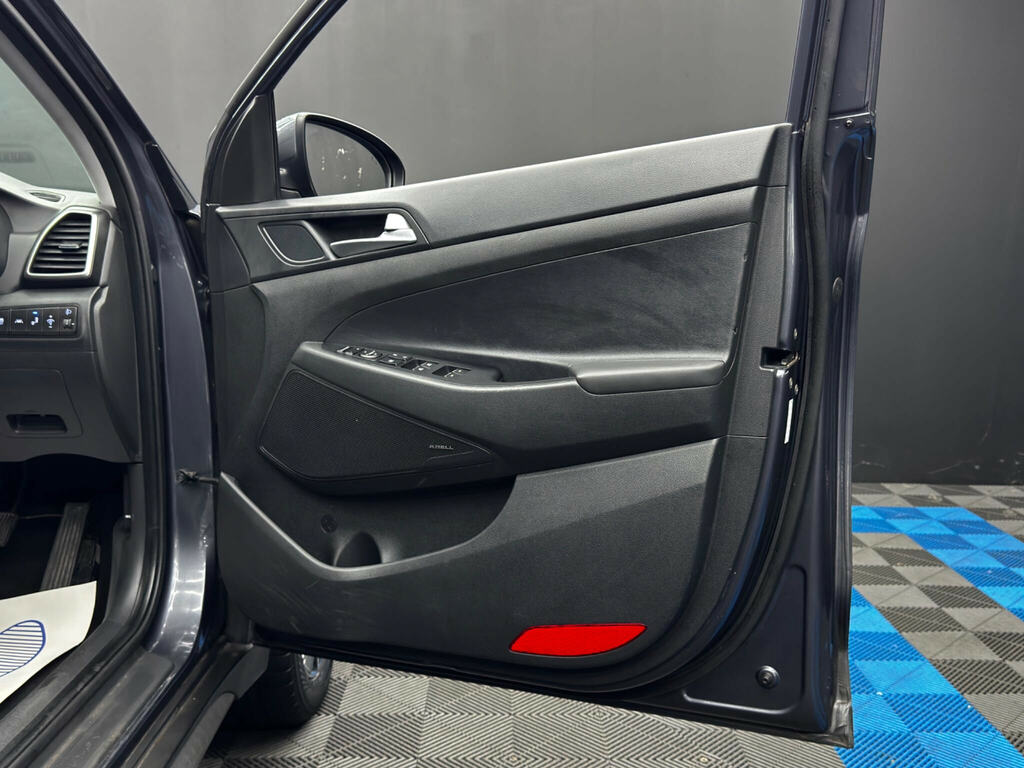 Hyundai Tucson   #37