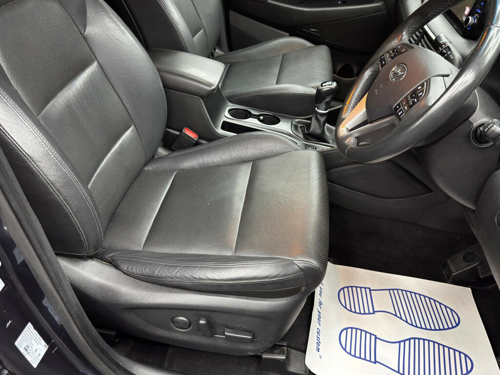 Hyundai Tucson   #13