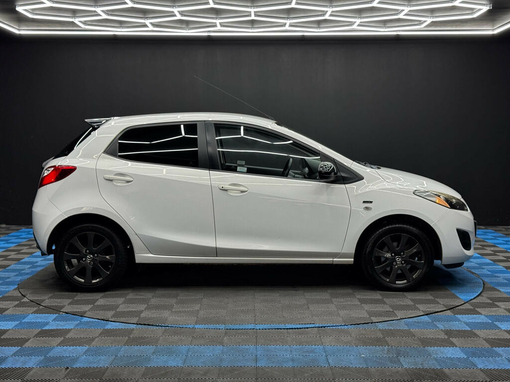 Mazda 2 1.3 Colour Edition Euro 5 White #4