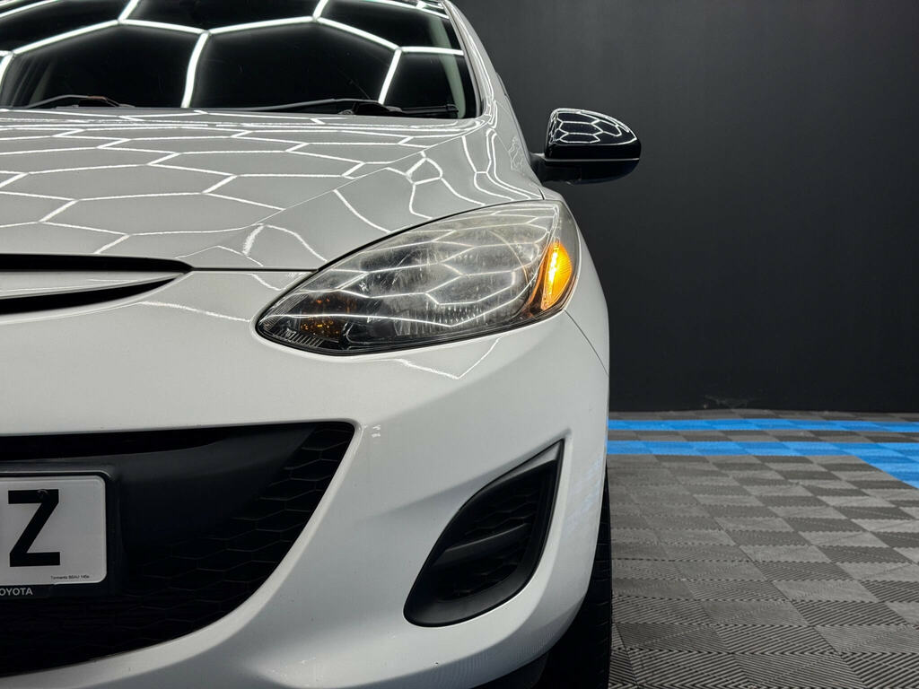 Mazda 2 Hatchback Silver #32
