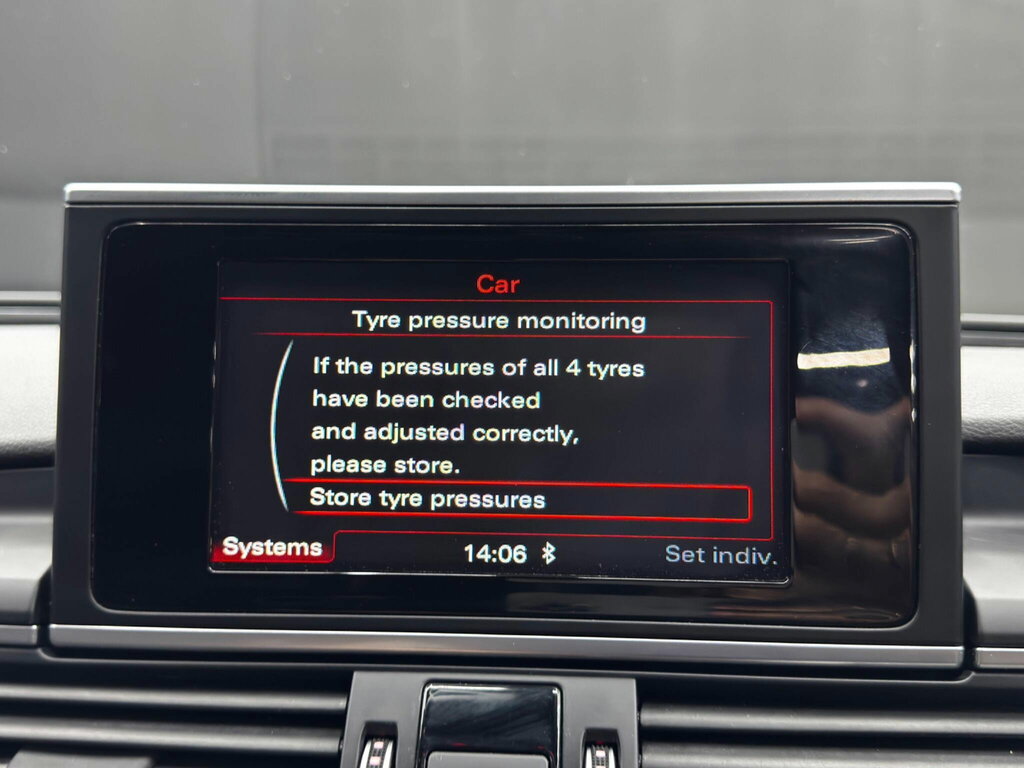 Audi A6 Saloon Se Black #38