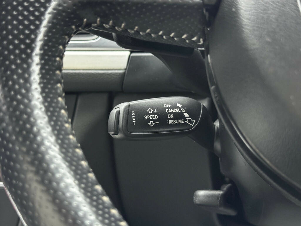 Audi A6 Saloon Se Black #22