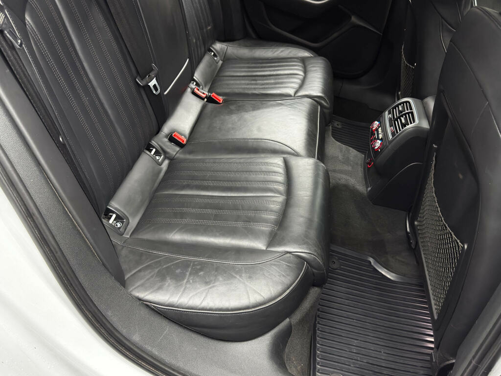 Audi A6 Saloon Se Black #16