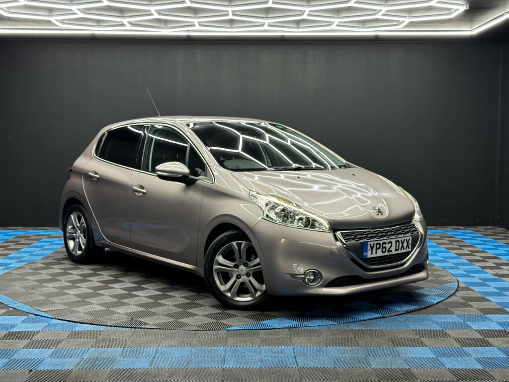 Peugeot 208 1.6 E-hdi Allure Euro 5 Ss Pink