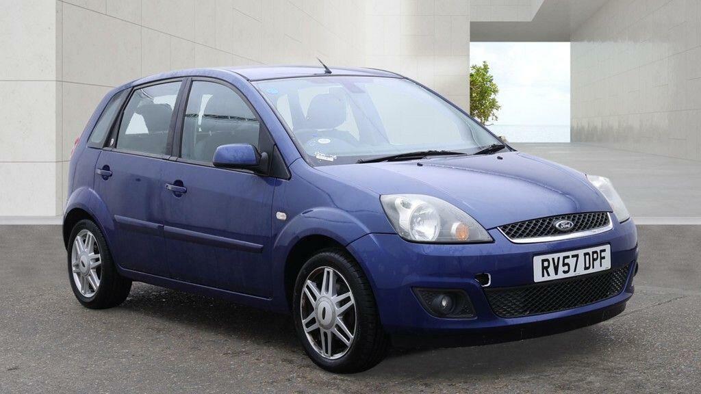 Ford Fiesta 1.25 Style Climate Silver #1