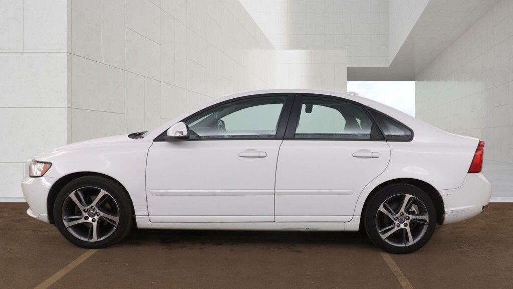 Volvo S40 1.6D Drive Se Lux Edition Euro 5 Ss CV61YMK White #6
