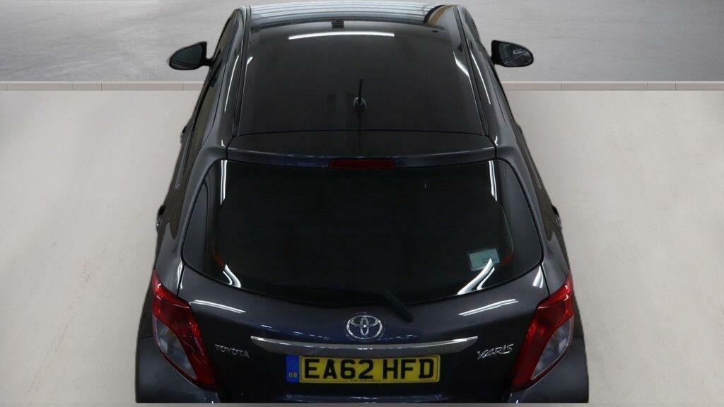 Toyota Yaris 1.33 Dual Vvt-i Tr Euro 5 Grey #4