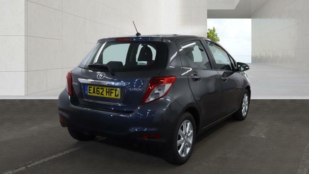 Toyota Yaris 1.33 Dual Vvt-i Tr Euro 5 Grey #5
