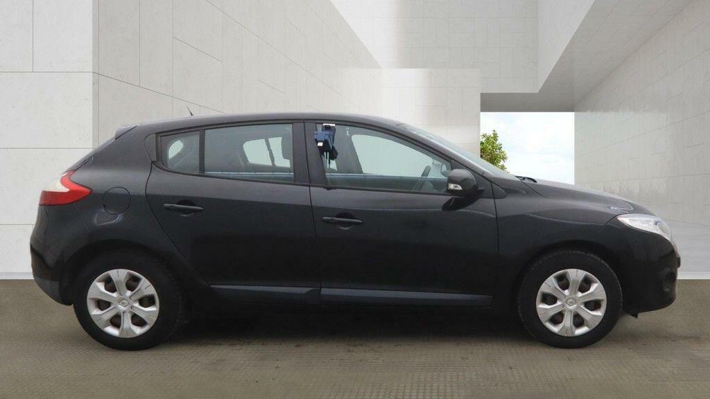 Renault Megane 1.6 16V Expression Euro 5 Black #5