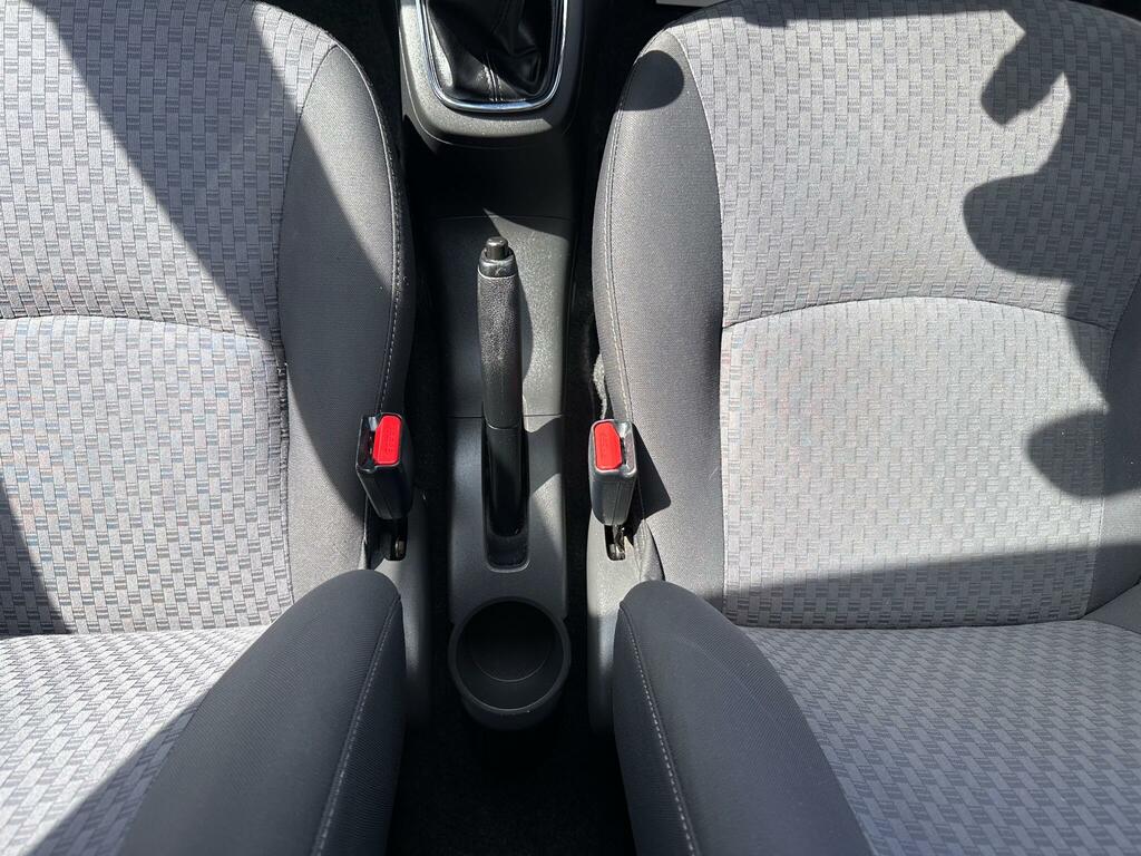 Mitsubishi Mirage Hatchback White #20