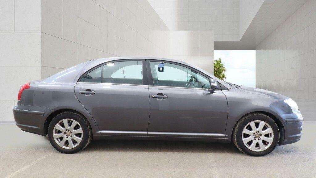 Toyota Avensis 1.8 Vvt-i Tr Grey #5