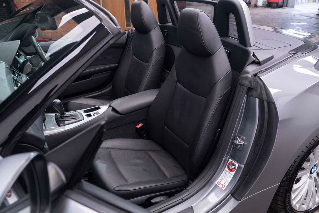 BMW Z4 3L Null Black #24