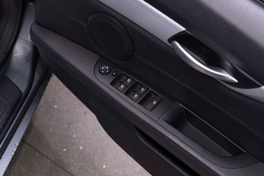 BMW Z4 3L Null Black #16