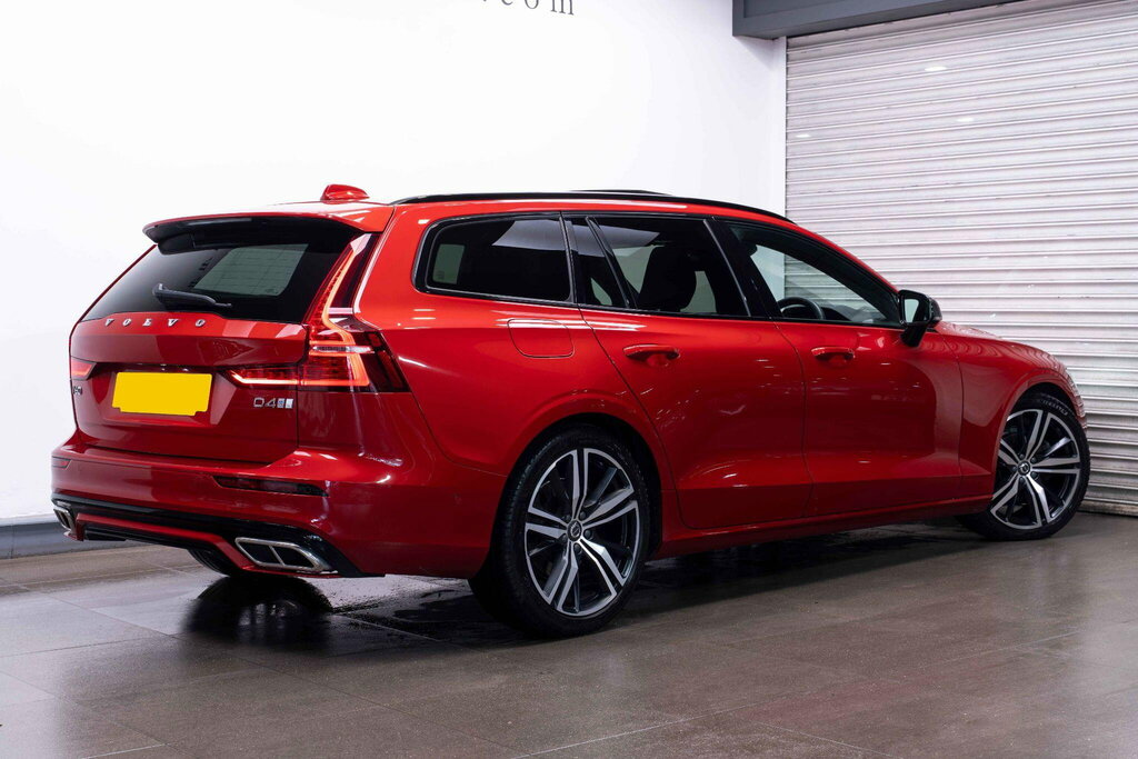 Volvo V60 2.0 D4 R-design Euro 6 Ss Red #3