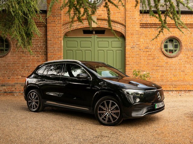Mercedes-Benz EQA 2024 Eqa 250 70.5Kwh Amg Line Executive Suv Black #4