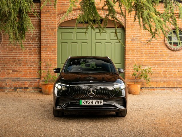 Mercedes-Benz EQA 2024 Eqa 250 70.5Kwh Amg Line Executive Suv Black #6