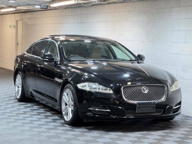 Jaguar XJ 5.0 V8 Premium Luxury Saloon Euro Black