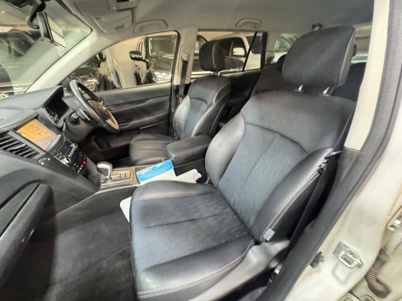 Subaru Legacy  Grey #10