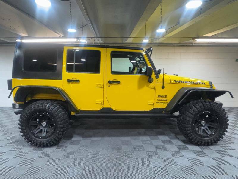 Jeep Wrangler 3.8 V6 Unlimited Silver #2