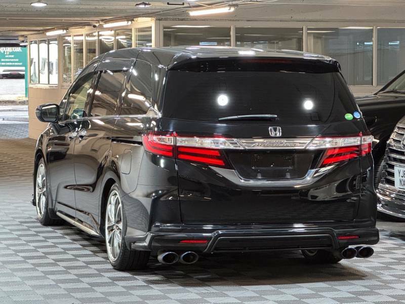 Honda Odyssey 2.4 Absolute Ex 7 Seat K24 Body Kit - 2014 6 Black #3