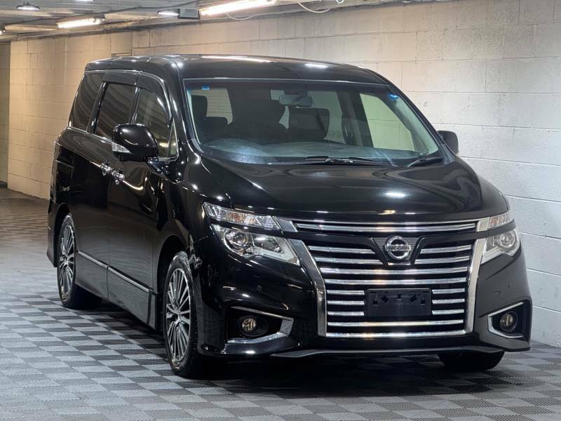 Nissan Elgrand 2.5 4Wd 250 Highway Star-s 7 Seat - 2016 16 Black