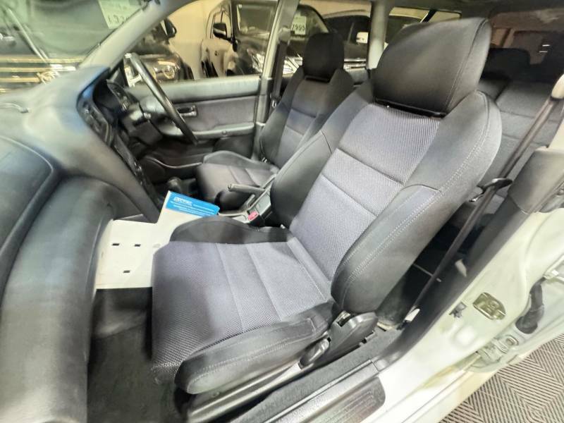 Subaru Legacy Saloon Red #8
