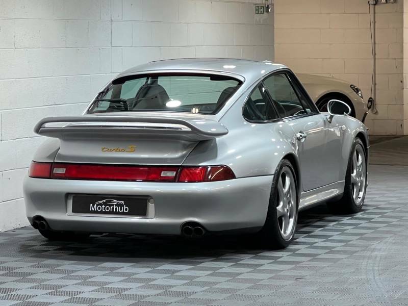 Porsche 911 Coupe Silver #31