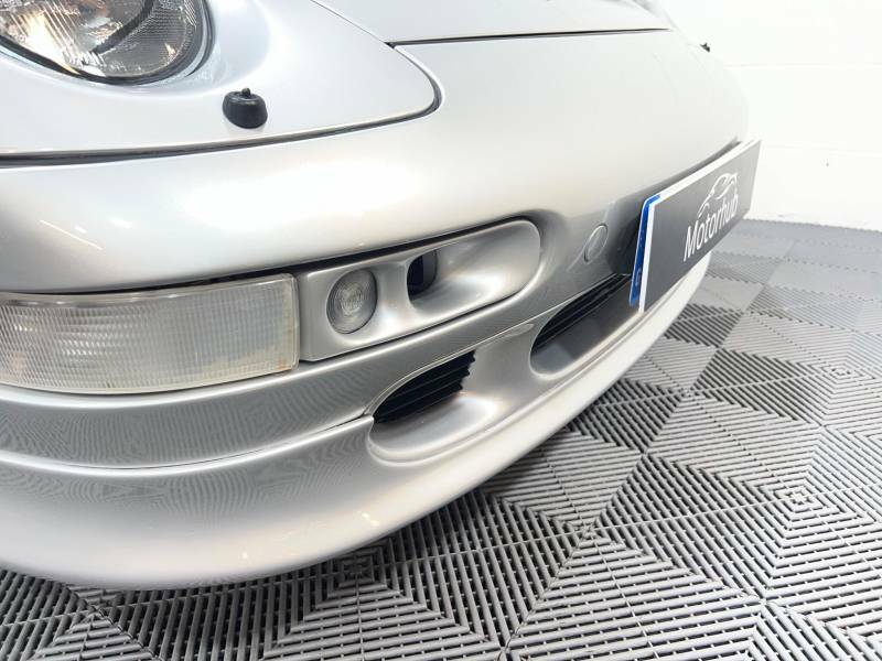 Porsche 911 Coupe Silver #25
