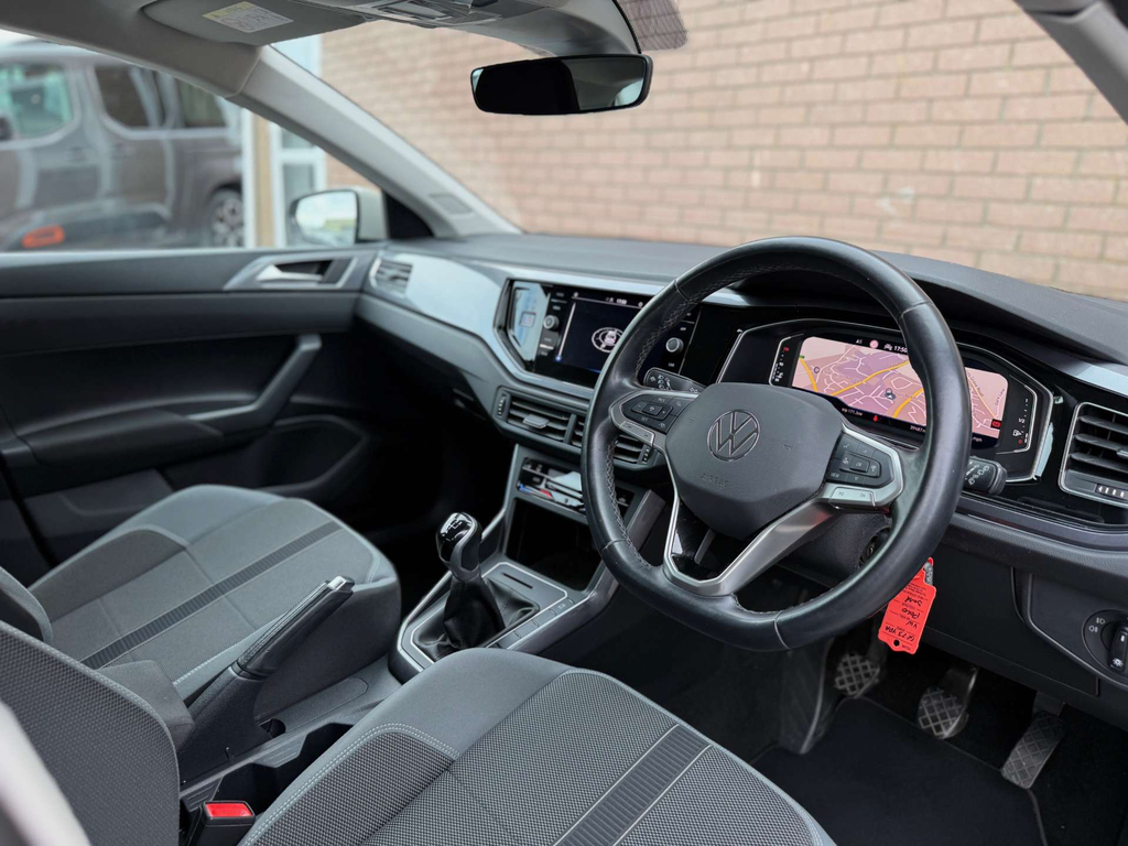Volkswagen Polo Style Tsi GF73YPA #2