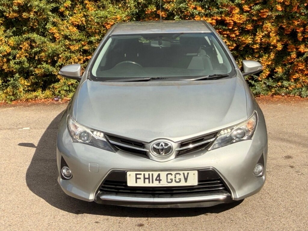 Toyota Auris 1.4 D-4d Icon Euro 5 Ss Grey #2