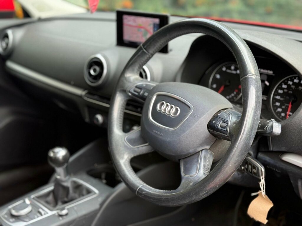 Audi A3 1.2 Tfsi Se Sportback Euro 6 Ss Red #5