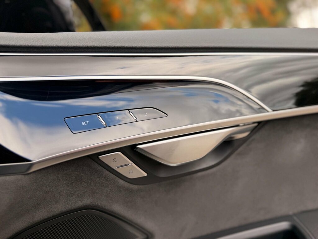 Audi A8  Blue #38