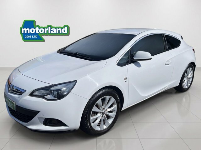 Vauxhall Astra GTC Turbo Sri Coupe White #3