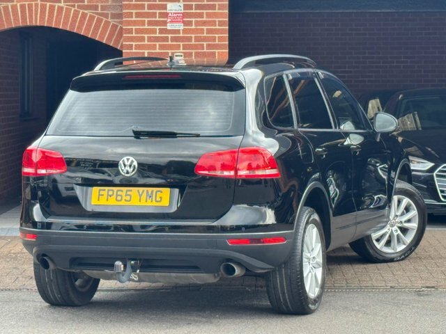 Volkswagen Touareg 2015 3.0 Tdi V6 Bluemotion Tech Escape Tiptronic 4 Black #4