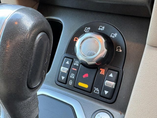 Land Rover Discovery 4 4 3.0 Black #21