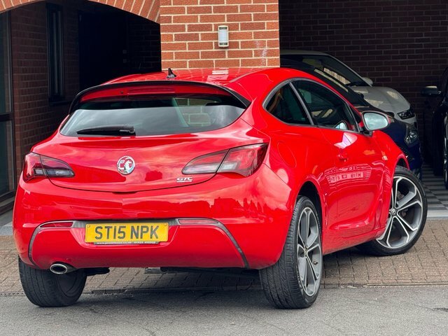 Vauxhall Astra GTC 2015 2.0 Cdti Limited Edition Euro 5 Ss Red #4
