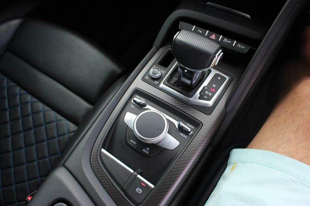 Audi R8 Plus Yellow #60