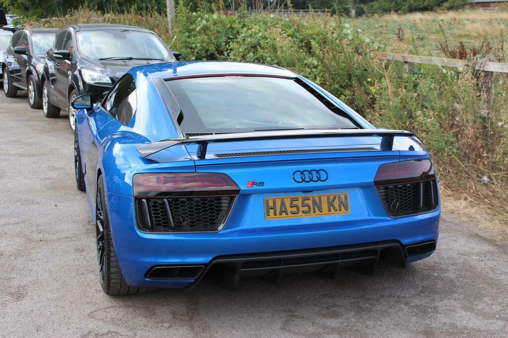 Audi R8 Plus Yellow #21