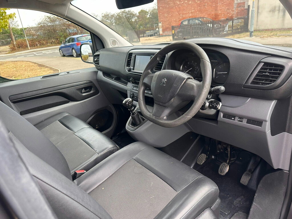 Peugeot Expert Panel Van Silver #17