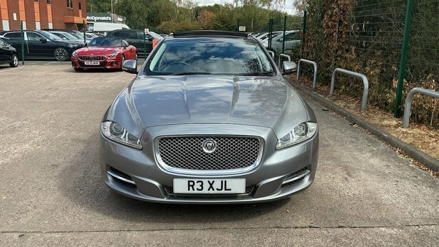 Jaguar XJ 3.0D V6 Premium Luxury Saloon Euro Grey #2