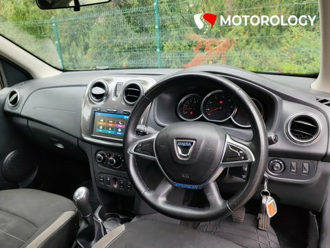 Dacia Sandero Stepway 0.9 Tce Comfort Black #3
