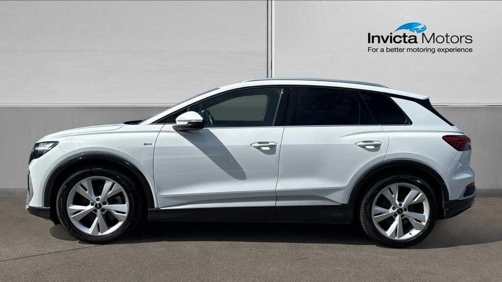 Audi Q4 E Tron S Line ND73GWK White #6