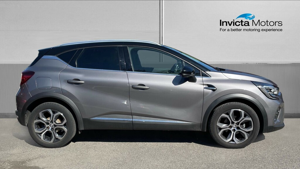 Renault Captur Techno Black #2