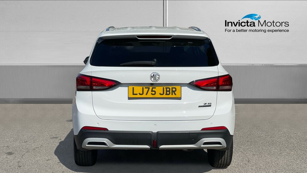 MG ZS Trophy White #4